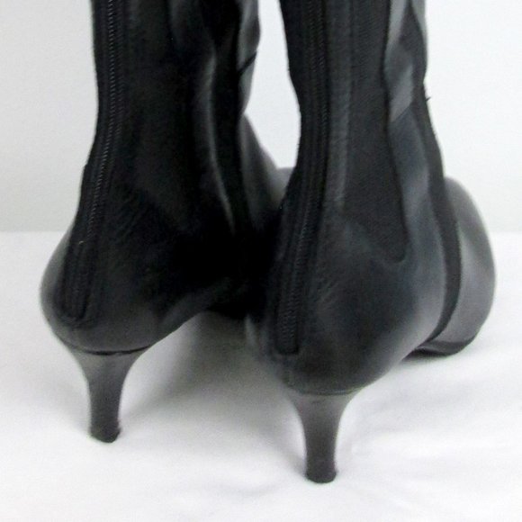 Tahari Women's 'Fiore ' Leather Boots - Picture 8 of 15